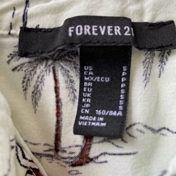 short sleeve button up - Picture 1 of 3